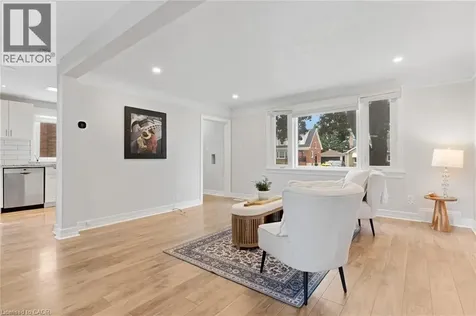 799 Rockway Drive Kitchener ON N2G 3B6