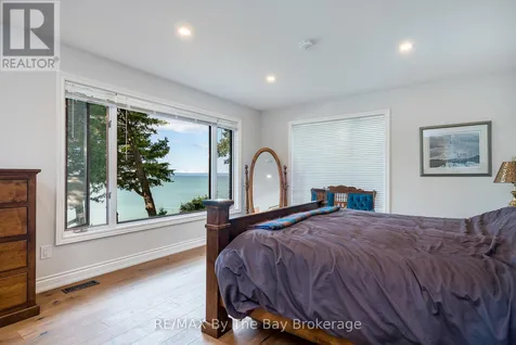 38 Willow Drive Tiny ON L0L 1P1