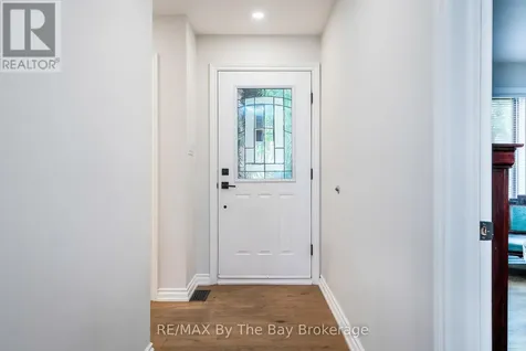 38 Willow Drive Tiny ON L0L 1P1