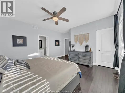 1524 Inverness Avenue Windsor ON N8P 0B1