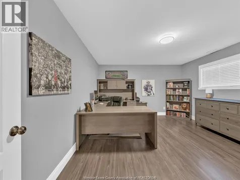 1524 Inverness Avenue Windsor ON N8P 0B1