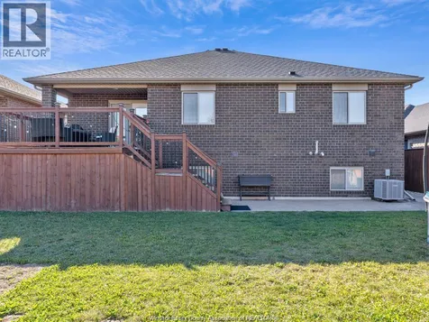 1524 Inverness Avenue Windsor ON N8P 0B1