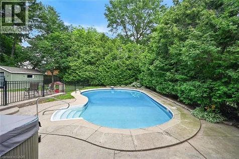161 Lloyminn Avenue Ancaster ON L9G 1H7