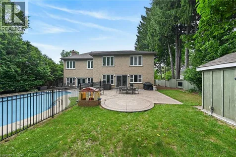 161 Lloyminn Avenue Ancaster ON L9G 1H7