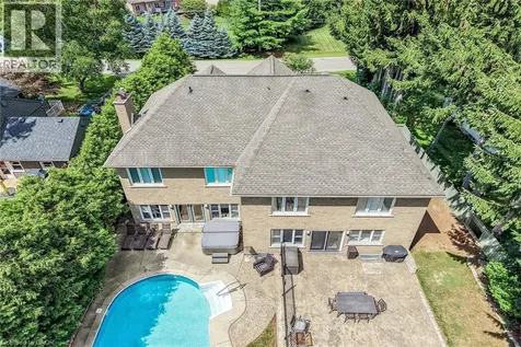 161 Lloyminn Avenue Ancaster ON L9G 1H7