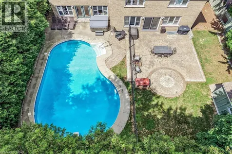 161 Lloyminn Avenue Ancaster ON L9G 1H7
