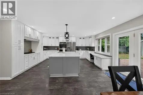 161 Lloyminn Avenue Ancaster ON L9G 1H7