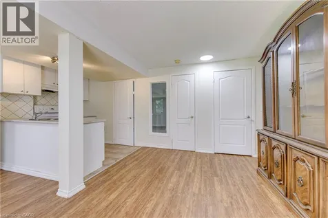 3332 Angel Pass Drive Mississauga ON L5M 7K2