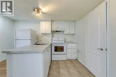 3332 Angel Pass Drive Mississauga ON L5M 7K2