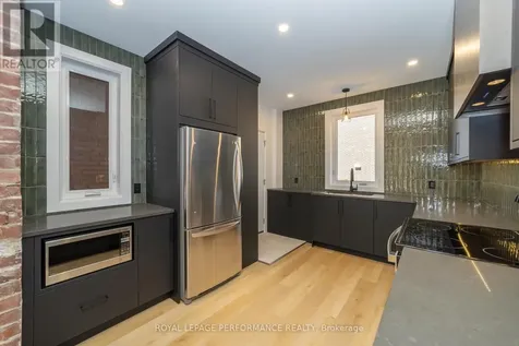 19 Monk Street Ottawa ON K1S 3Y7