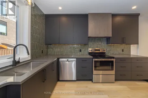 19 Monk Street Ottawa ON K1S 3Y7