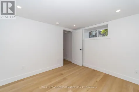 19 Monk Street Ottawa ON K1S 3Y7