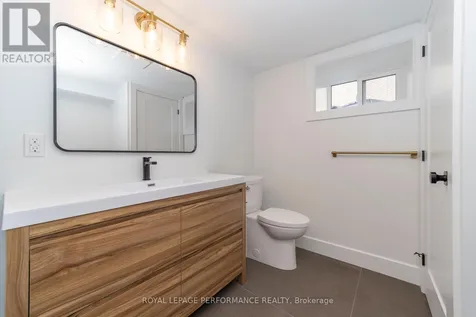 19 Monk Street Ottawa ON K1S 3Y7