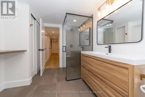 19 Monk Street Ottawa ON K1S 3Y7