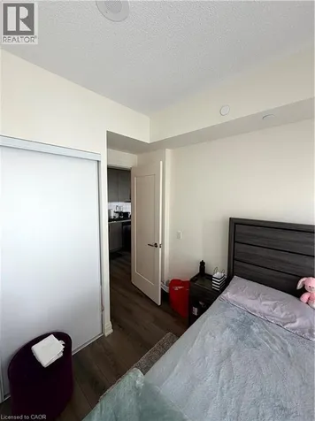 509 Dundas Street West Oakville ON L6M 1L9
