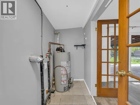 1183 Felix Avenue Windsor ON N9C 3L6