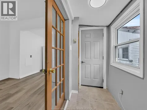 1183 Felix Avenue Windsor ON N9C 3L6