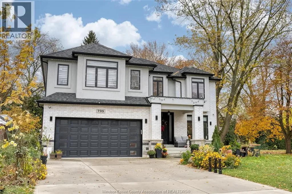 735 Cabana Road West Windsor ON N9G 1B5