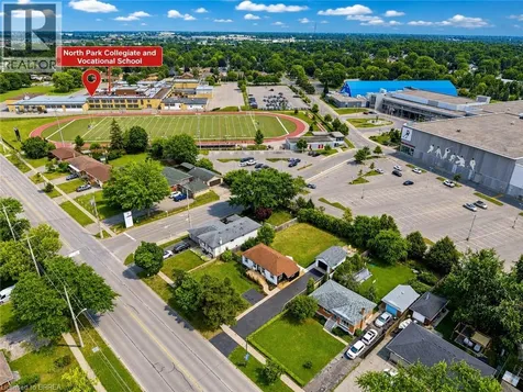 92 Fairview Drive Brantford ON N3R 2W9