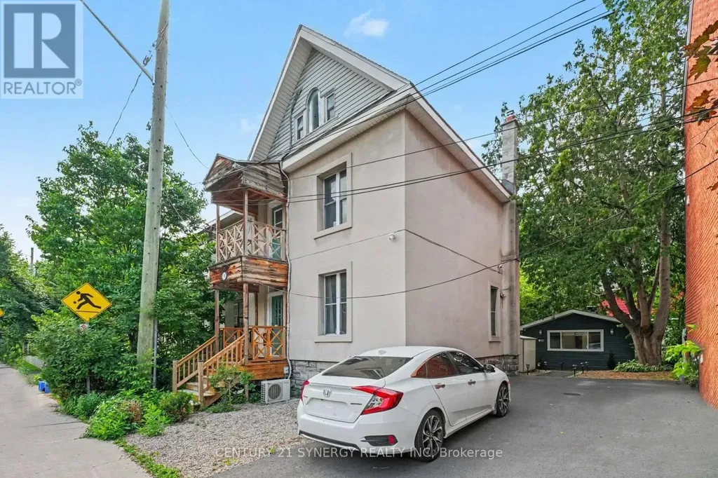 95 Templeton Street Ottawa ON K1N 6X4