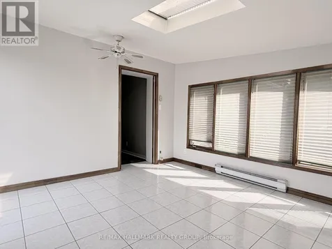 1262 Brookline Avenue Ottawa ON K1V 6S5