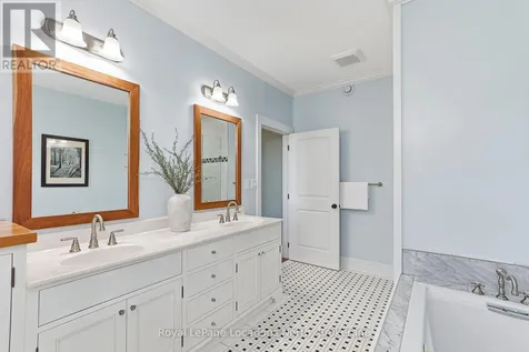 121 Mary Street Collingwood ON L9Y 0G4