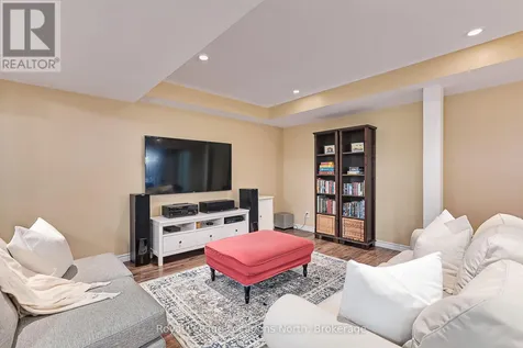 121 Mary Street Collingwood ON L9Y 0G4