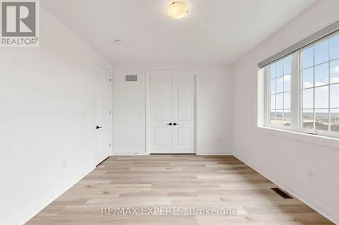 1761 Mineral Springs Way Pickering ON L1X 0T5