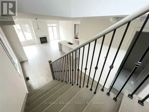 33 Macpherson Street Whitby ON L1P 0N4