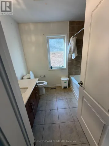 235 Apple Hill Crescent Kitchener ON N2R 0E5