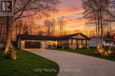90 Mapleport Crescent South Bruce Peninsula ON N0H 2G0