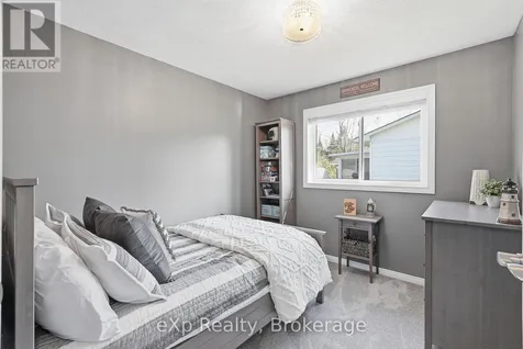 90 Mapleport Crescent South Bruce Peninsula ON N0H 2G0