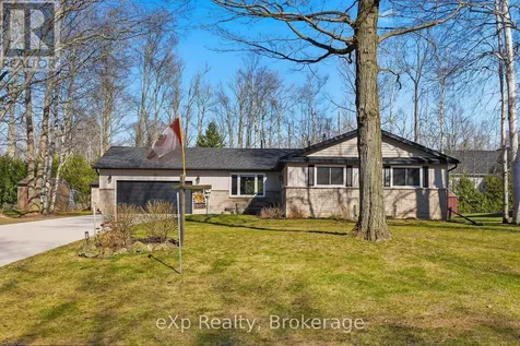 90 Mapleport Crescent South Bruce Peninsula ON N0H 2G0