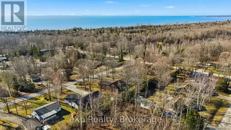 90 Mapleport Crescent South Bruce Peninsula ON N0H 2G0