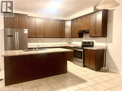 9 Troyer Street Brampton ON L7A 4T4