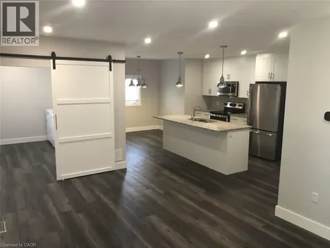 805 Rockway Drive Kitchener ON N2G 3B6