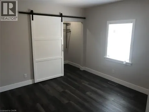 805 Rockway Drive Kitchener ON N2G 3B6
