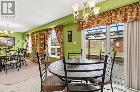 156 Osborn Avenue Brantford ON N3T 6S7