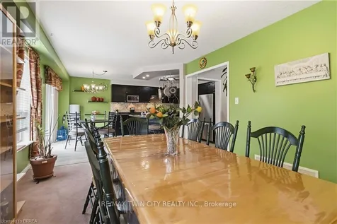 156 Osborn Avenue Brantford ON N3T 6S7