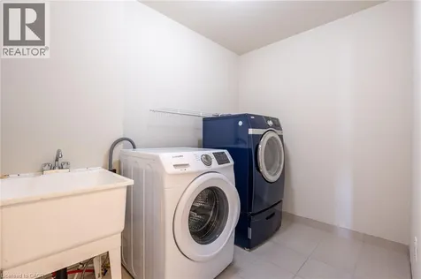 175 Lormont Boulevard Stoney Creek ON L8J 0K1
