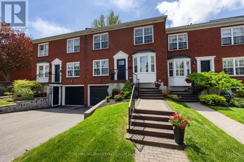 15 Country Club Place Brockville ON K6V 6T7
