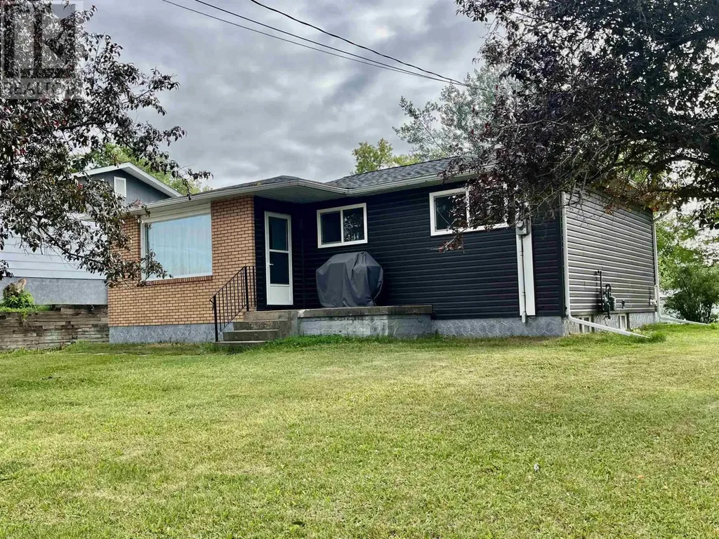 246 Florence Street Dryden ON P8N 2S2