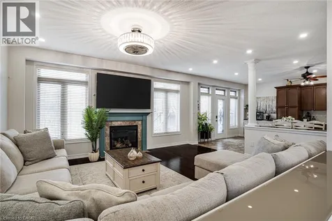 575 Stonehenge Drive Ancaster ON L9K 1T4