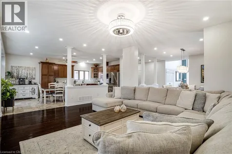 575 Stonehenge Drive Ancaster ON L9K 1T4