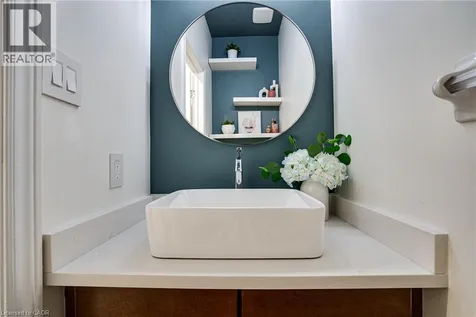 575 Stonehenge Drive Ancaster ON L9K 1T4