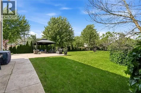 575 Stonehenge Drive Ancaster ON L9K 1T4