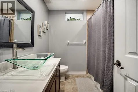 575 Stonehenge Drive Ancaster ON L9K 1T4