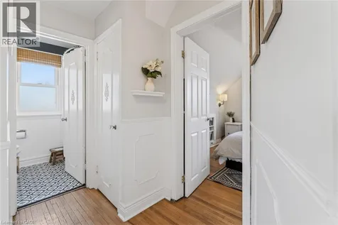 43 Woodbridge Road Hamilton ON L8K 3C8