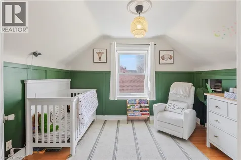 43 Woodbridge Road Hamilton ON L8K 3C8
