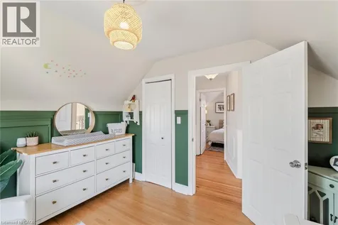 43 Woodbridge Road Hamilton ON L8K 3C8
